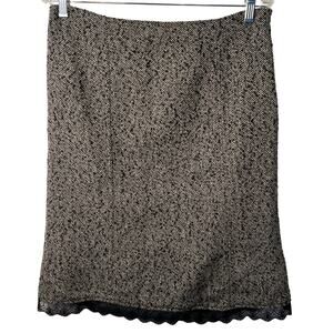 White House Black Market Skirt Womens Size 8 Black White Pencil Lace Hem Lined